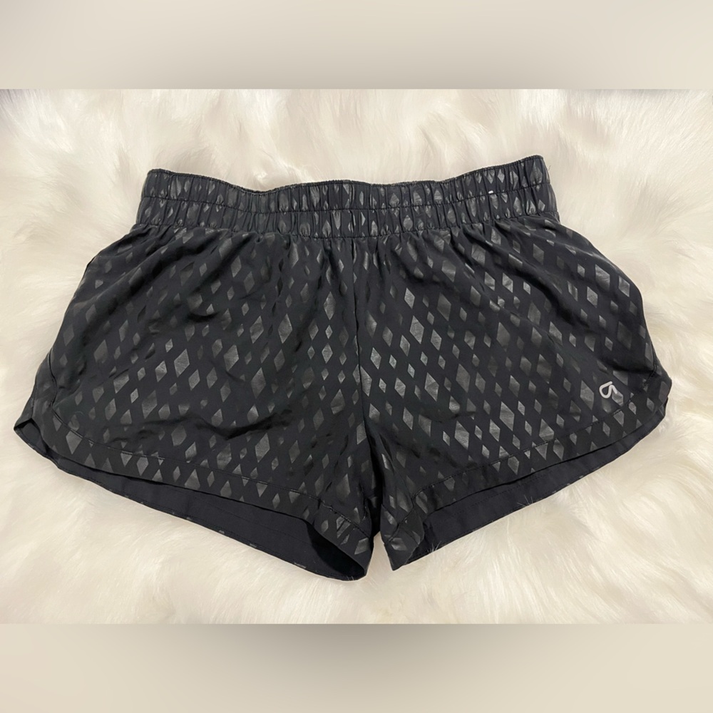 6/$32🛍️ GAP | Women's Black Running Short, S